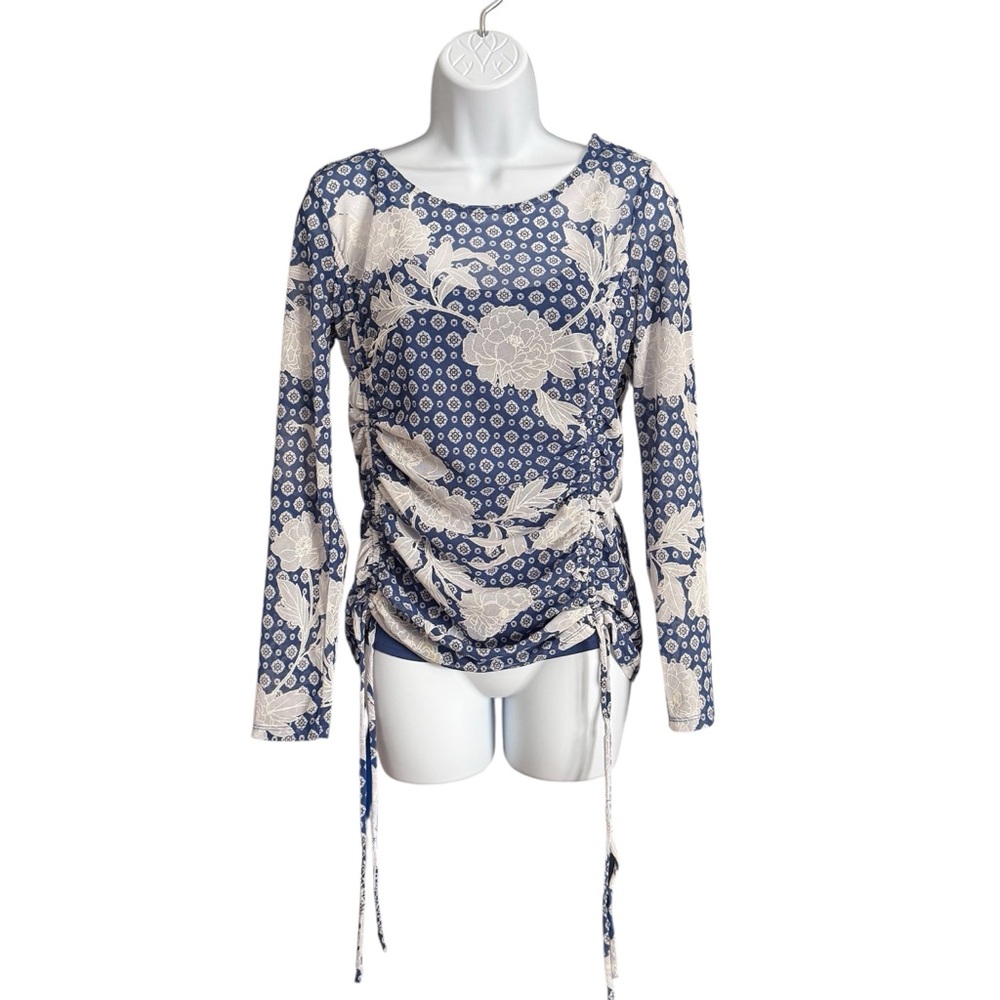 INC International Concepts Blue and White Floral Blouse Women’s Size S